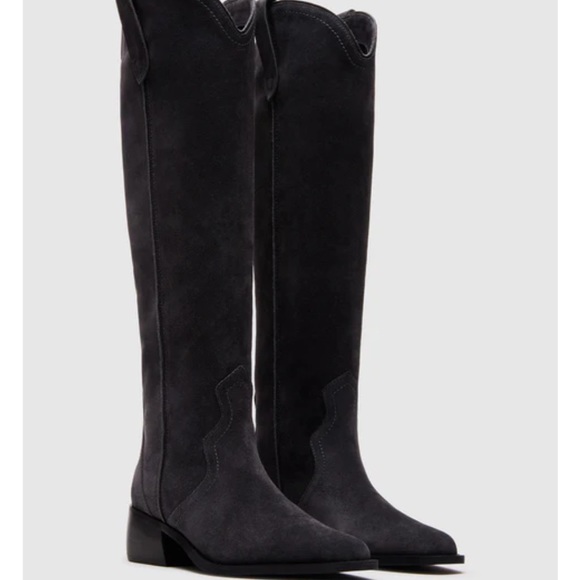 Brand New Steve Madden Suede Boot - Picture 7 of 12